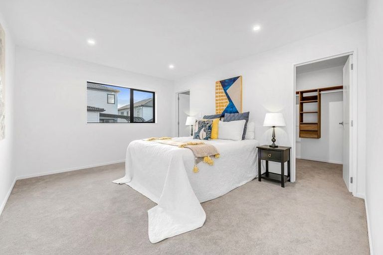 Photo of property in 48 Elevation Street, Flat Bush, Auckland, 2019