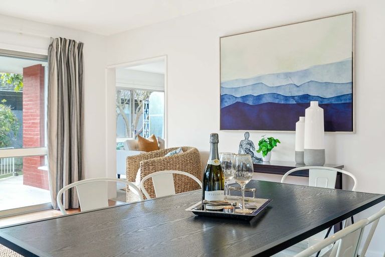 Photo of property in 9 Gilmore Place, Burnside, Christchurch, 8053