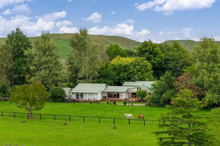 Photo of property in 64 Reynolds Road, Rotoorangi, Cambridge, 3495