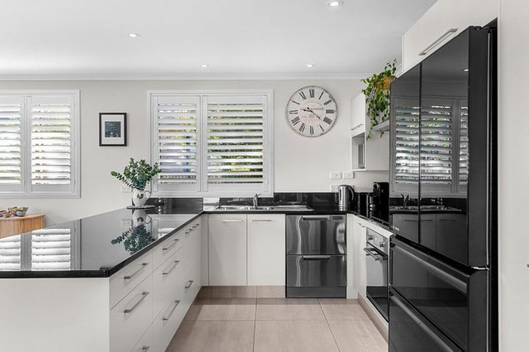 Photo of property in 1 Spinnaker Lane, Mangawhai, 0505