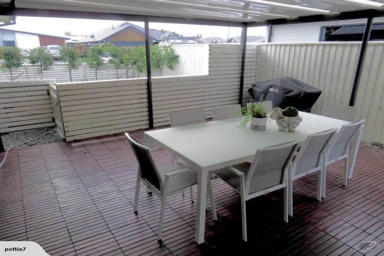 Photo of property in 43 Oakley Drive, Prebbleton, 7604