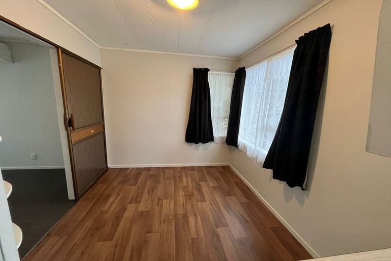 Photo of property in 1/60 Diorella Drive, Clover Park, Auckland, 2019