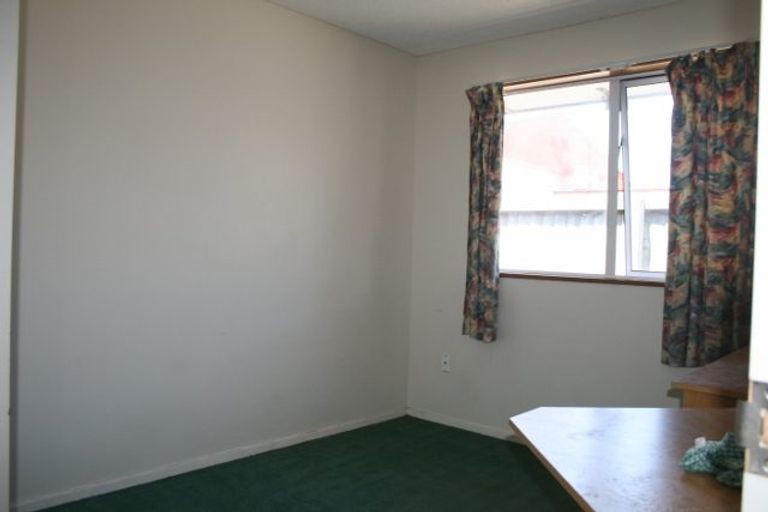 Photo of property in 2/27 Peverel Street, Riccarton, Christchurch, 8041