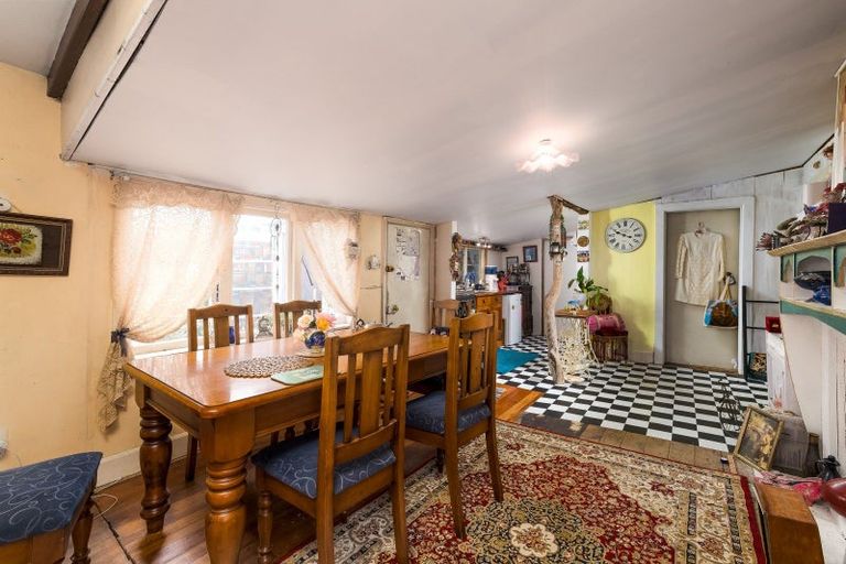 Photo of property in 9 Edward Street, Waimate, 7924