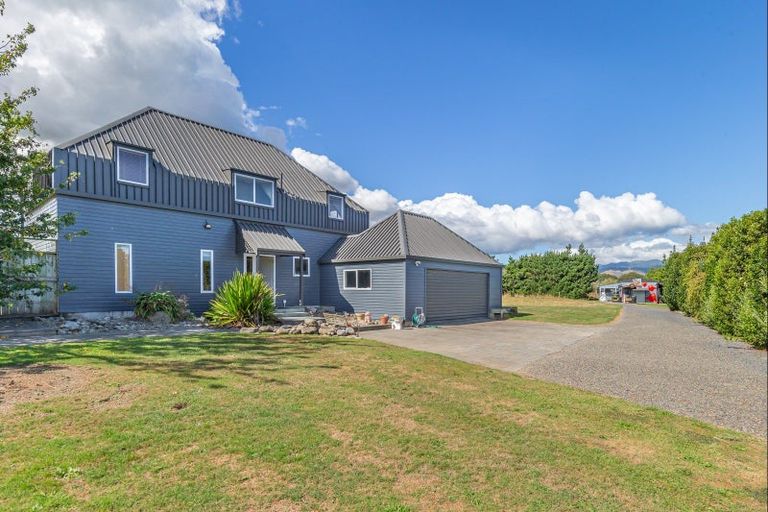 Photo of property in 146 Lindsay Road, Levin, 5510