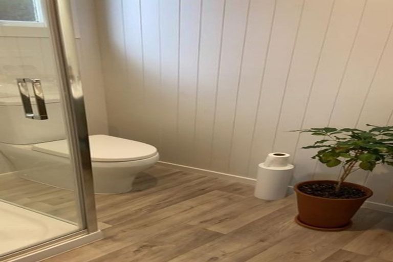 Photo of property in 27 Tremaine Avenue, Two Mile Bay, Taupo, 3330