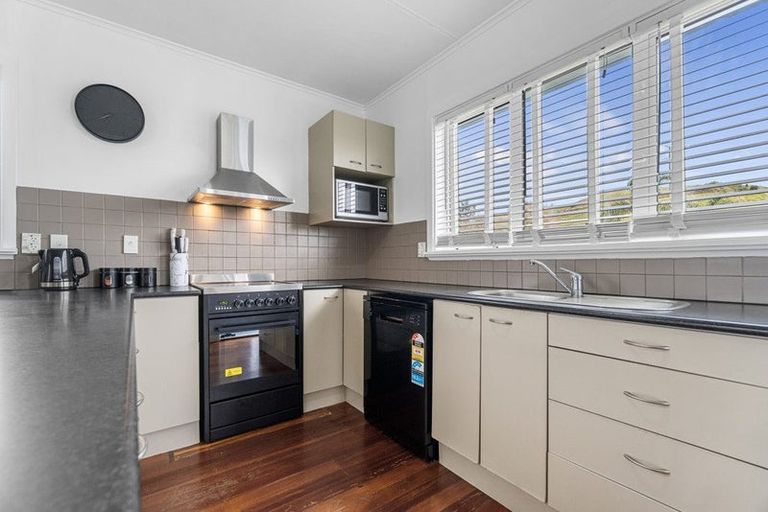 Photo of property in 12 Kelburn Place, Tinwald, Ashburton, 7700