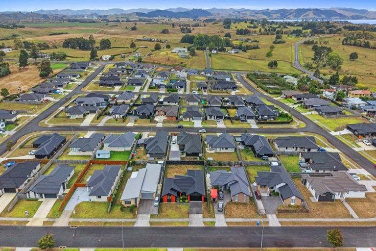 Photo of property in 24 Murray Ward Drive, Te Kauwhata, 3710