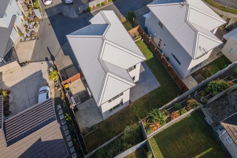 Photo of property in 25 Trelawny Terrace, Grenada Village, Wellington, 6037