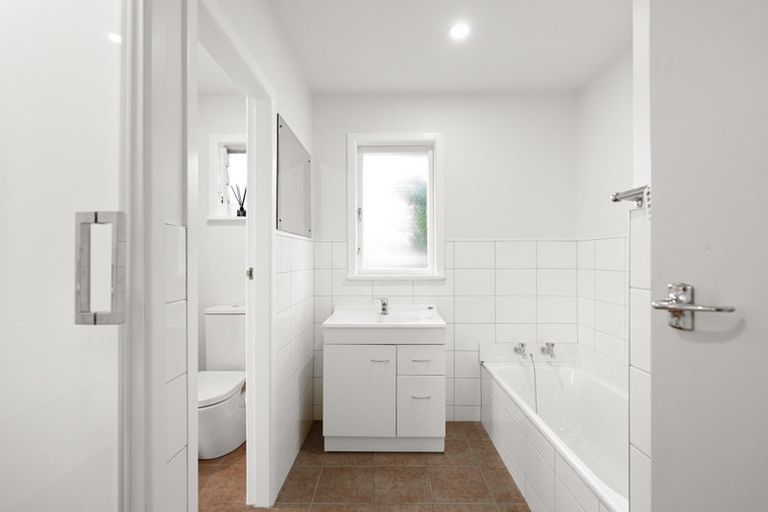 Photo of property in 36 Northolt Road, Fairview Downs, Hamilton, 3214