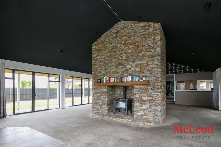 Photo of property in 52 Ludlow Drive, Huntingdon, Ashburton, 7774