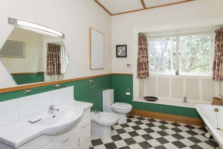 Photo of property in 5 Ormond Road, Whataupoko, Gisborne, 4010