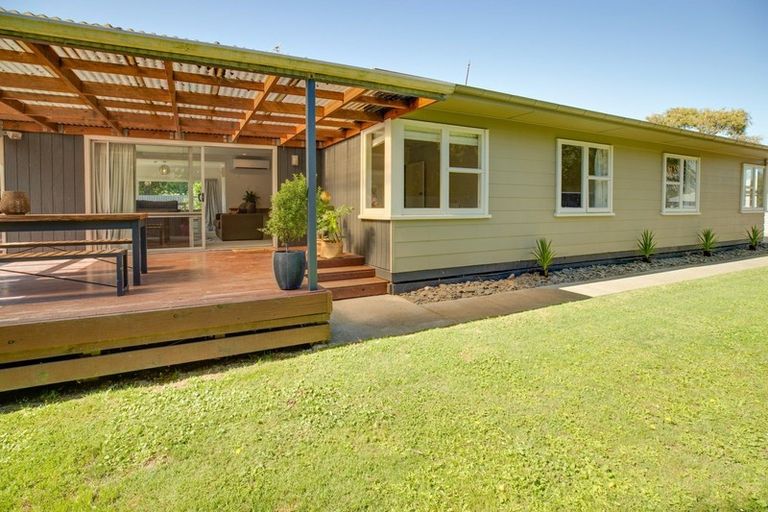 Photo of property in 9 Albert Street, Clive, 4102