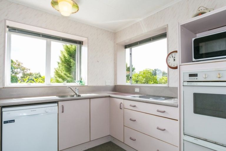 Photo of property in 23 Tauroa Road, Havelock North, 4130