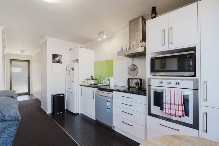 Photo of property in 4/28 Fifth Avenue, Enderley, Hamilton, 3214