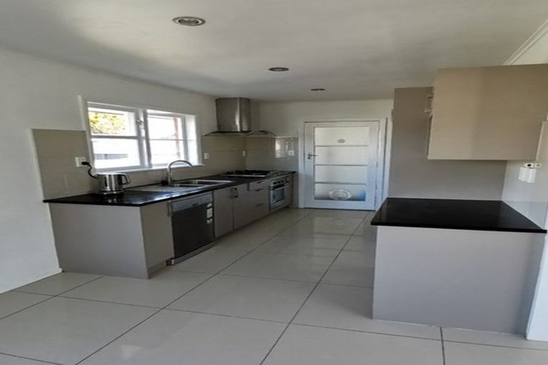 Photo of property in 19 Fleming Street, Manurewa East, Auckland, 2102