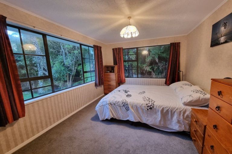 Photo of property in 129 Main South Road, Karoro, Greymouth, 7805