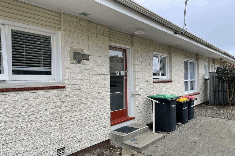 Photo of property in 1/7c Curletts Road, Sockburn, Christchurch, 8042