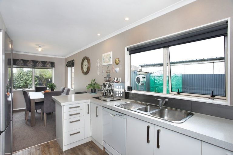 Photo of property in 3 Vista Drive, Feilding, 4702