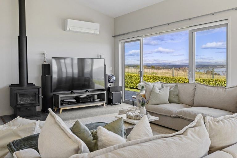 Photo of property in 43 Victory Drive, Wharewaka, Taupo, 3330