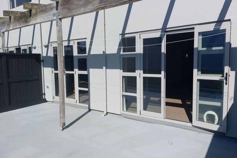 Photo of property in Galleria Apartments, 15/77 Tory Street, Te Aro, Wellington, 6011