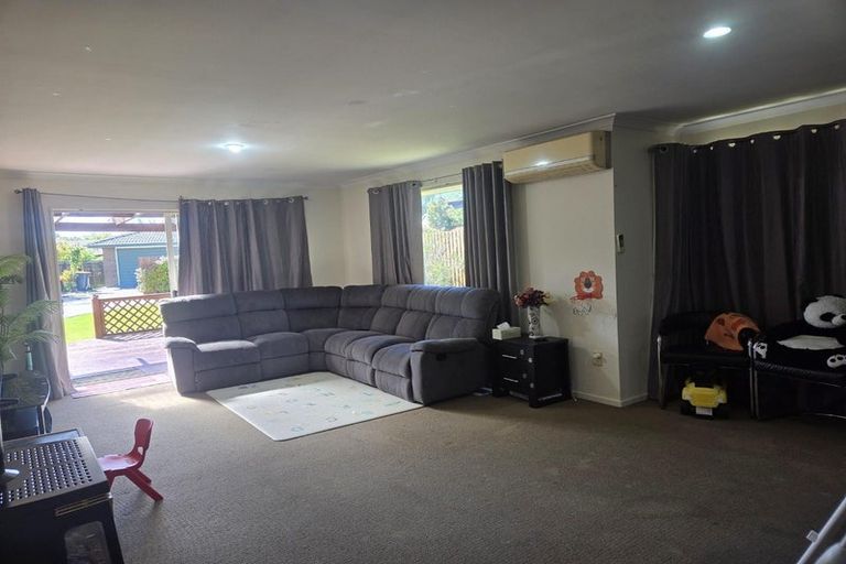 Photo of property in 17a Thistledown Place, Woolston, Christchurch, 8062