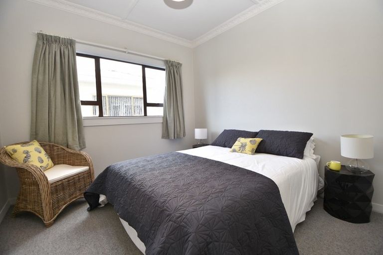 Photo of property in 2 Mckenzie Terrace, Carterton, 5713