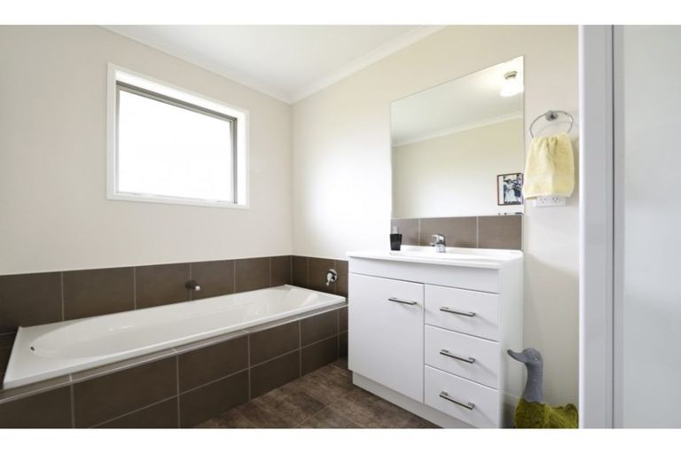 Photo of property in 8 Robertson Mill Place, Rai Valley, 7194