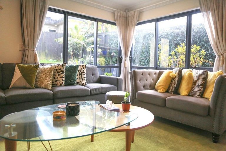 Photo of property in 9 Murrayfield Lane, Manurewa, Auckland, 2105