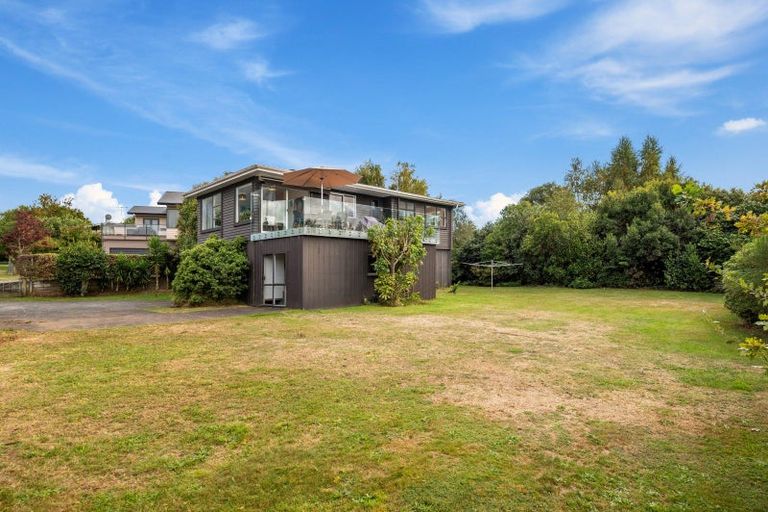 Photo of property in 11 Alberta Street, Acacia Bay, Taupo, 3330