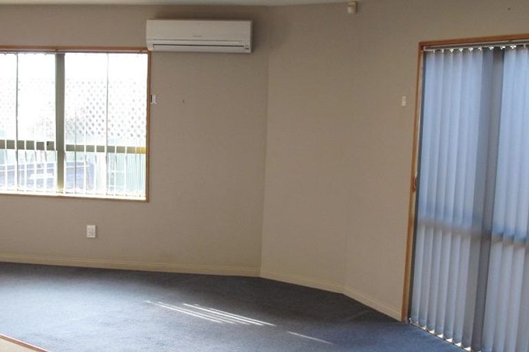 Photo of property in 2/77 Leaver Terrace, North New Brighton, Christchurch, 8083