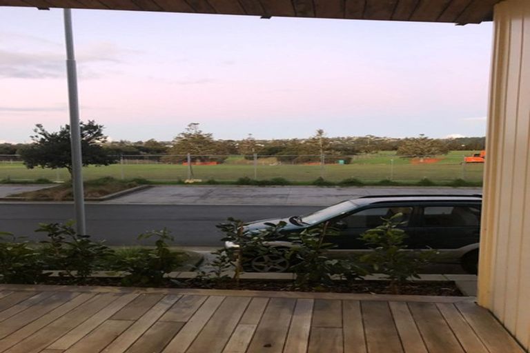 Photo of property in 28 Catalina Bay Drive, Hobsonville, Auckland, 0616