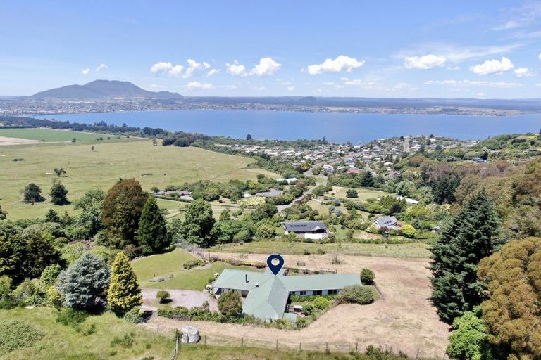 Photo of property in 65 Te Moenga Park, Acacia Bay, Taupo, 3330