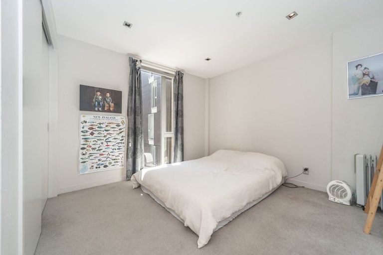 Photo of property in Piermont Apartments, 3i/82 Cable Street, Te Aro, Wellington, 6011
