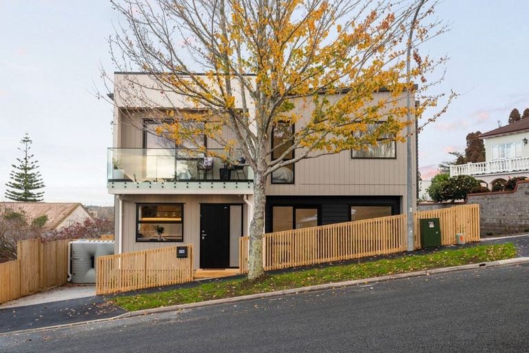 Photo of property in 1/143 Clarence Street, Riccarton, Christchurch, 8011