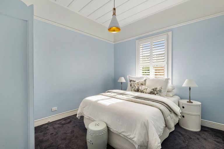 Photo of property in 154 Hinemoa Street, Birkenhead, Auckland, 0626