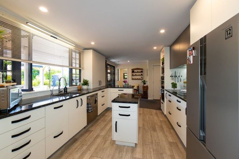 Photo of property in 38 Kensington Drive, Taradale, Napier, 4112