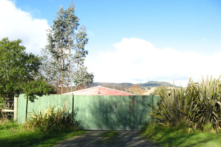 Photo of property in 12 Pitt Street, Waitati, 9085