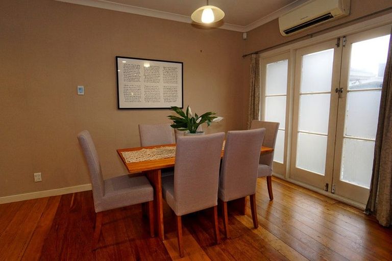 Photo of property in 283 Cambridge Road, Hillcrest, Hamilton, 3216