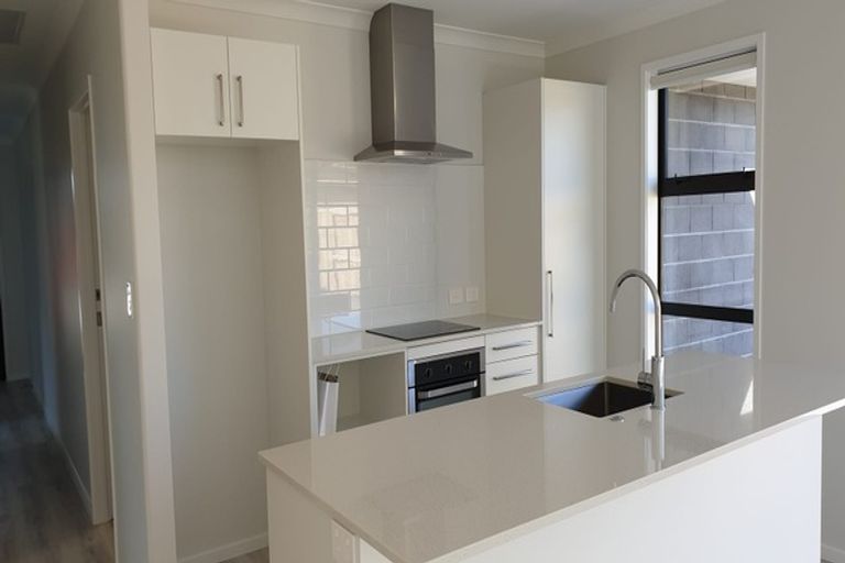 Photo of property in 47 Te Wharo Drive, Papamoa, 3118