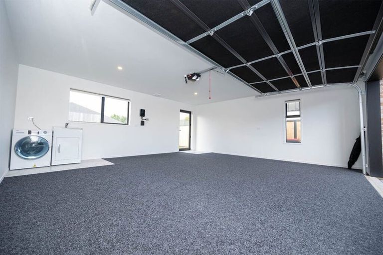 Photo of property in 32 Mohua Lane, Upper Riccarton, Christchurch, 8041