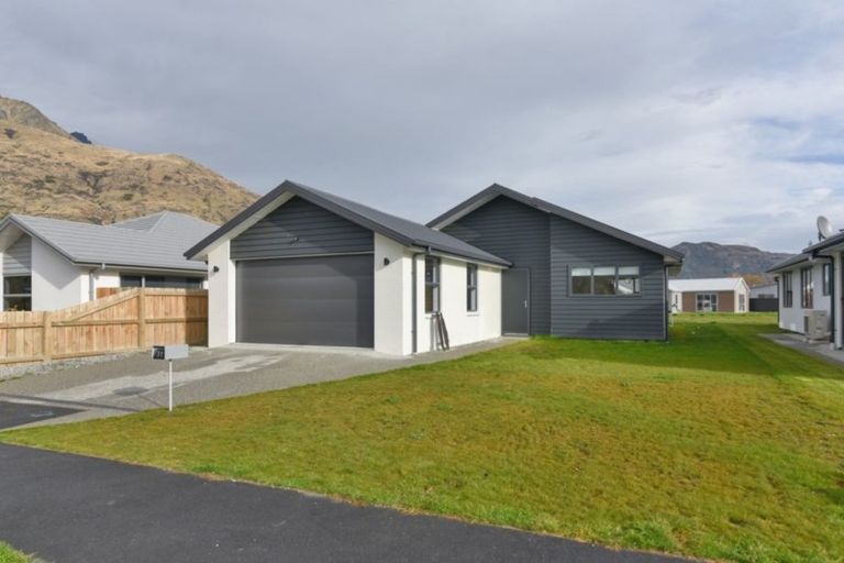 Photo of property in 31 Peterley Road, Lower Shotover, Queenstown, 9304