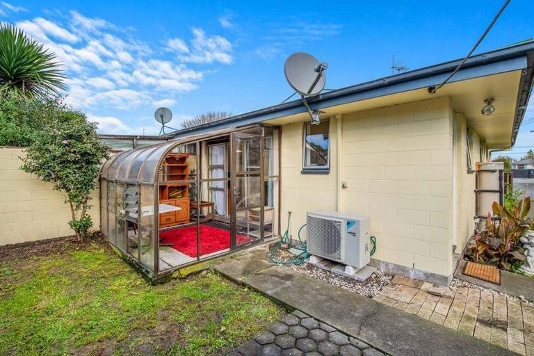 Photo of property in 4/25 Wildberry Street, Woolston, Christchurch, 8023
