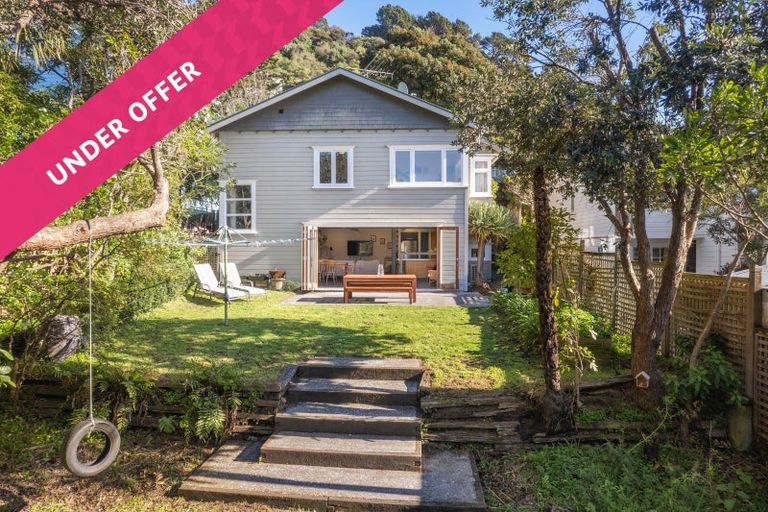 Photo of property in 103 Inglis Street, Seatoun, Wellington, 6022