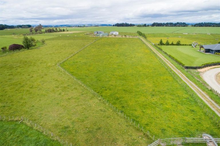 Photo of property in 81 Pukepapa Road, Marton, 4710