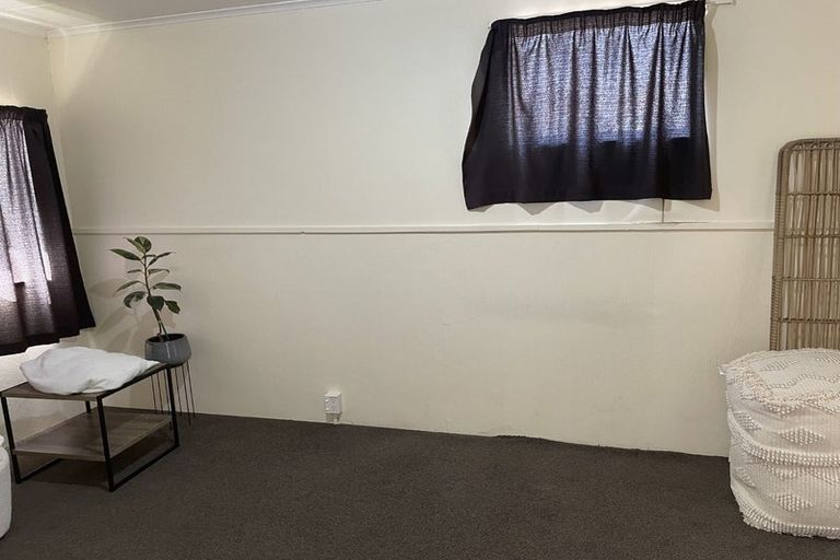 Photo of property in 45 Ada Street, Hokowhitu, Palmerston North, 4410