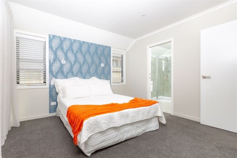 Photo of property in 5 Village Lane, Stoke, Nelson, 7011