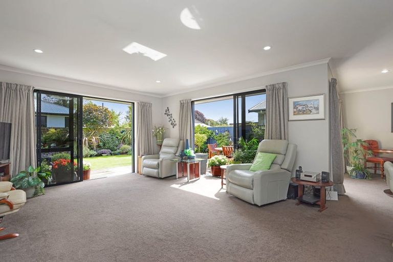 Photo of property in 50a Mcmurdo Street, Tinwald, Ashburton, 7700