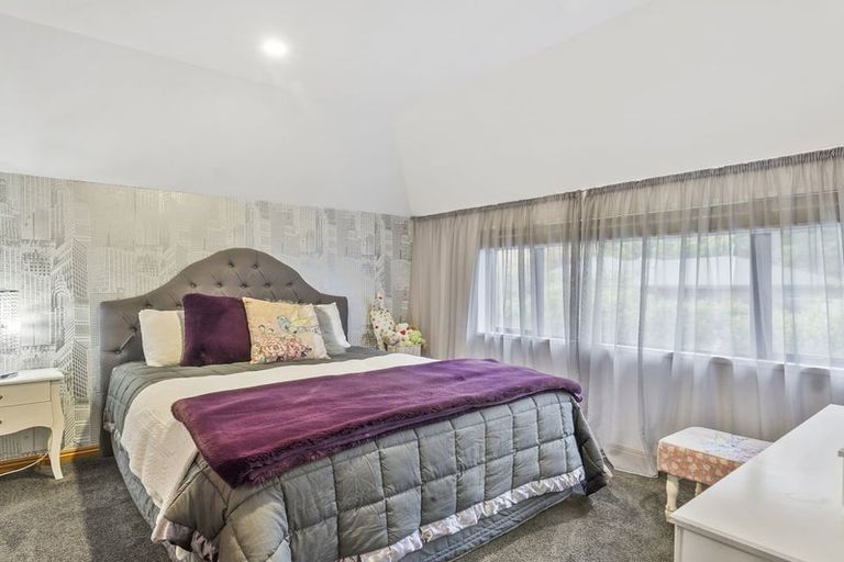 Photo of property in 6 Freeman Close, Abbotsford, Dunedin, 9018