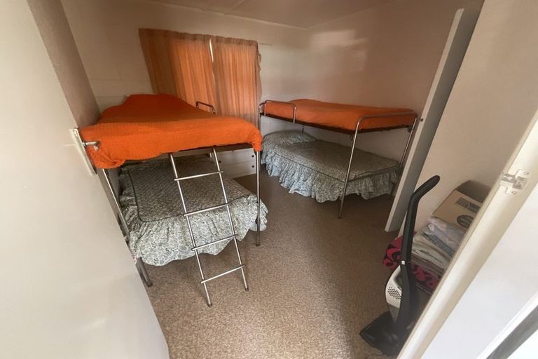 Photo of property in 22 Old Mill Road, Okiwi Bay, 7193